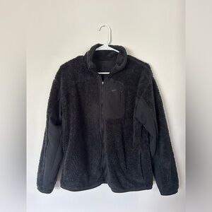 Nike x Outdoor Life
Rare Deep Pile Nike Fluffy Track Jacket
